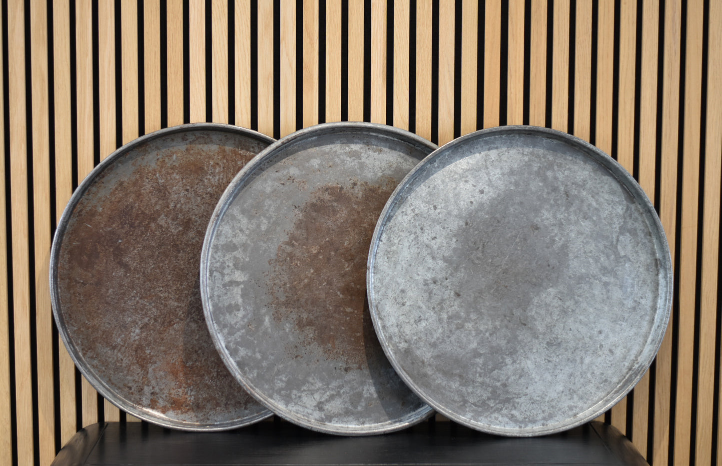 Large Adara Round Metal Serving Snack Tray 51cm